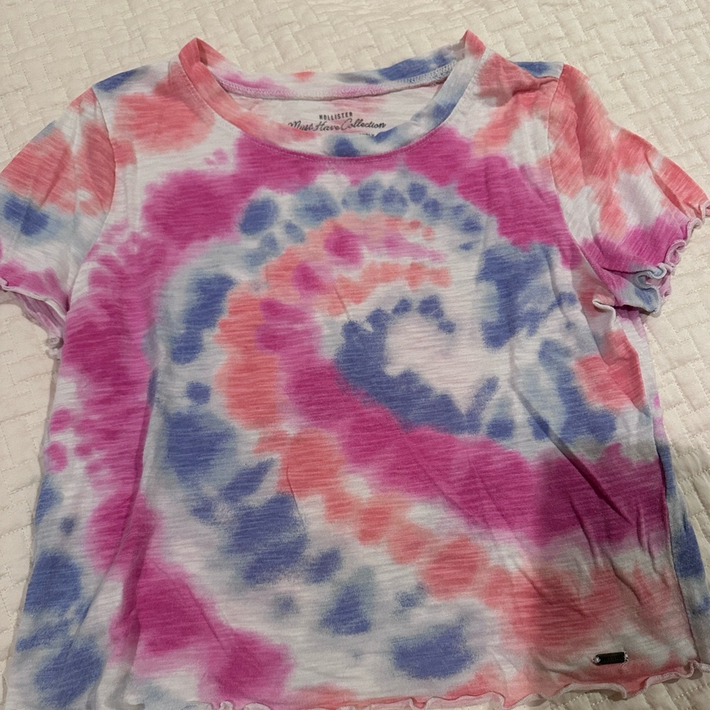 Hollister Baby Tee Tye Dye